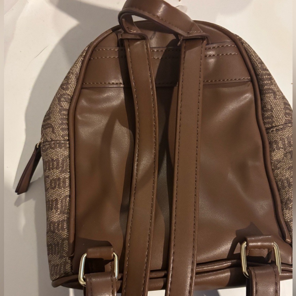 Juicy Couture Mini Tan Backpack with Gold Logo - Picture 5 of 6